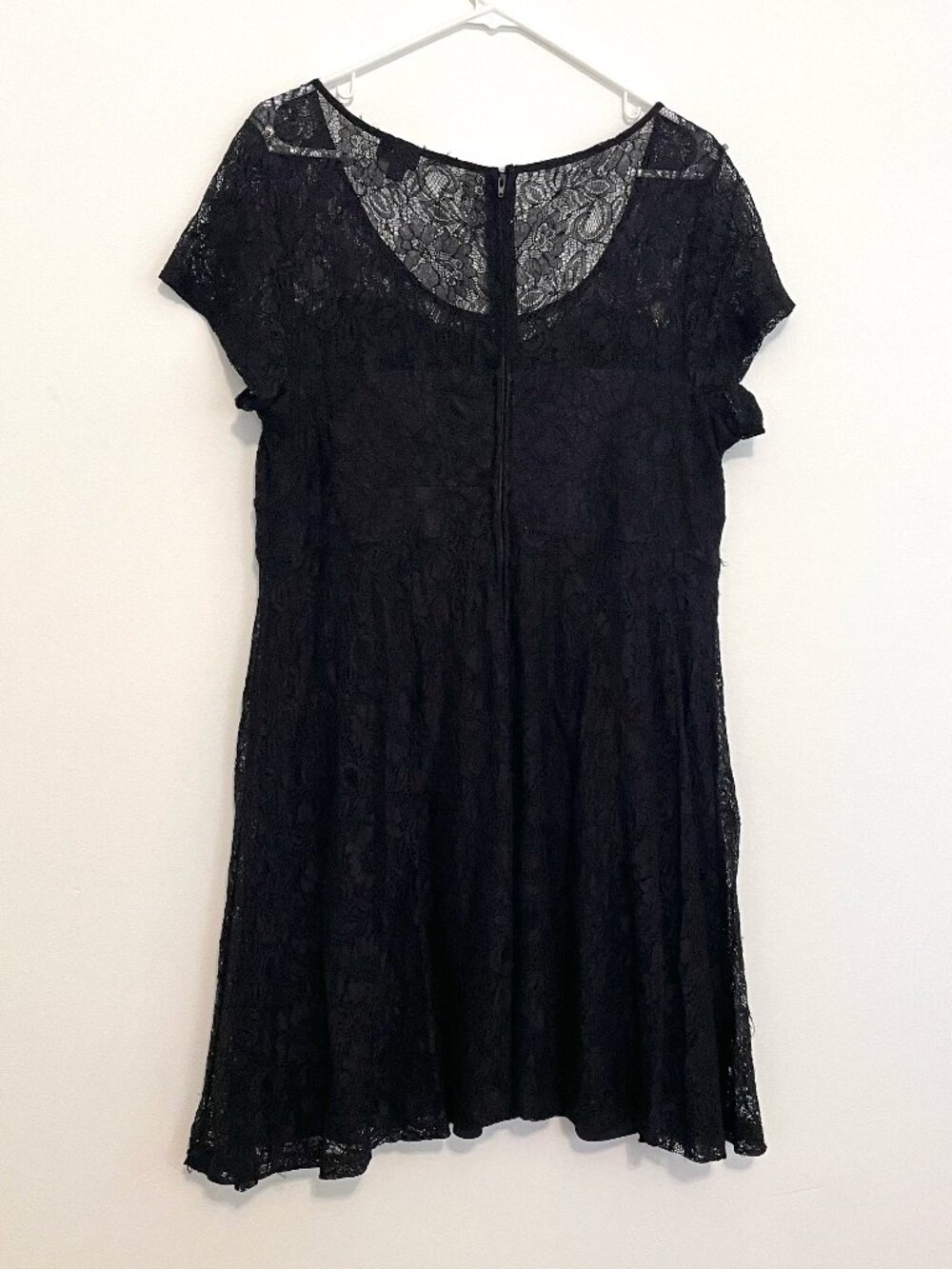 TORRID Plus Size Illusion Yoke Lace Dress Black Short Sleeve Party Whimsigoth 18 - Picture 13 of 16